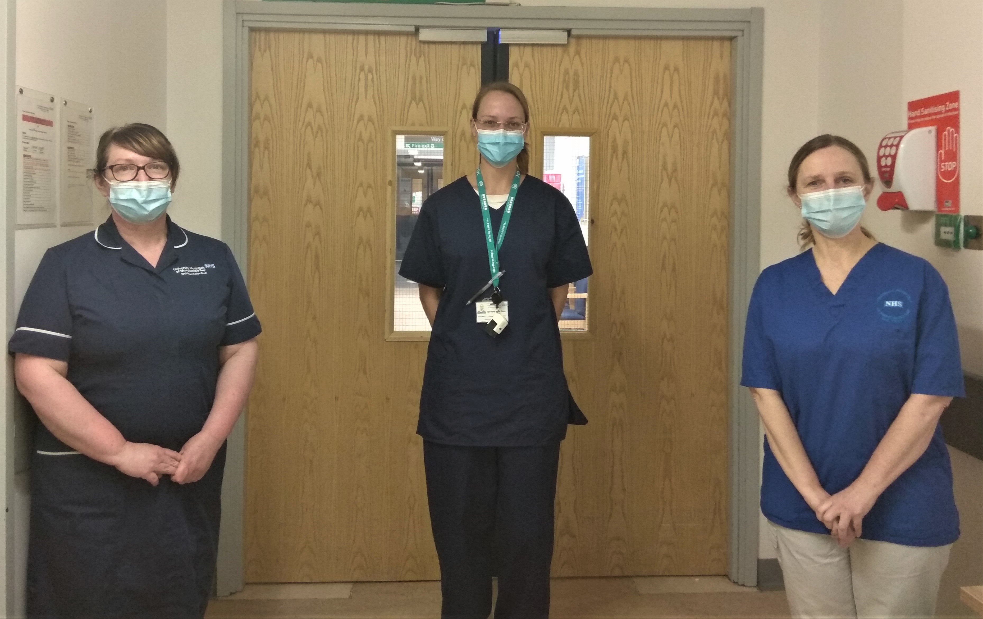 Dr Vera Gotz ITU nurse Anne-Marie Kelly and (left) Sister Claire Shaw, unit manager at RLI.jpg