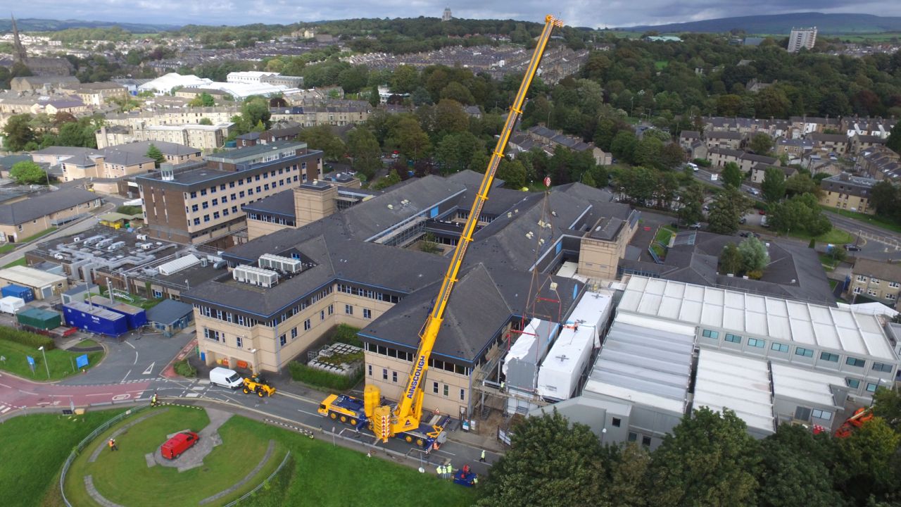 Crane lift Lancaster 2 new operating theatre.jpg